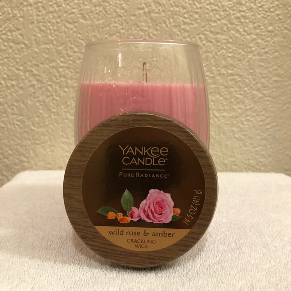 Yankee Candle Other - Yankee Candle Crackling Wick Fall Candle